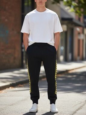 VERSACE JEANS COUTURE
 Chain - Print Sweatpants
Black